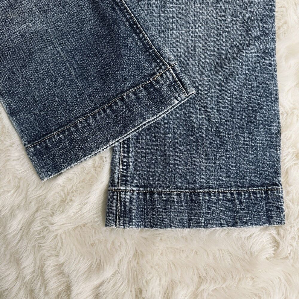 Tint Capri Jeans 12 (32x18.5) Blue Mid Rise Denim Stretch Womens Casual - Picture 7 of 8